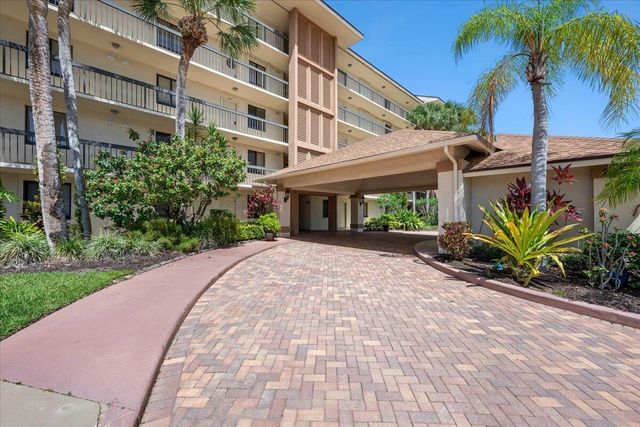 2001 Marina Isle Way 405, Jupiter, FL 33477
