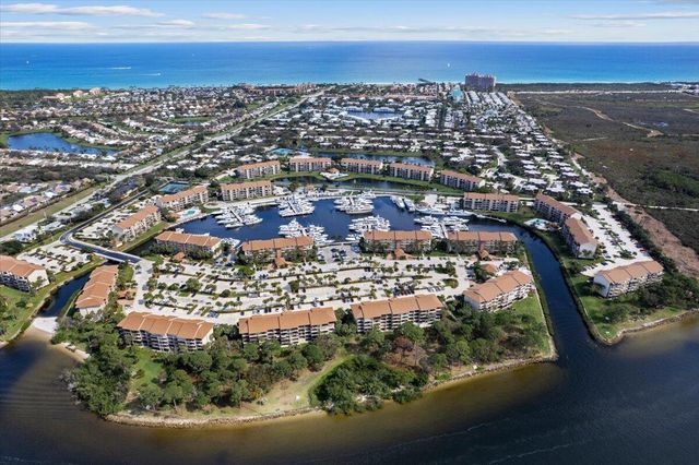 2001 Marina Isle Way 405, Jupiter, FL 33477