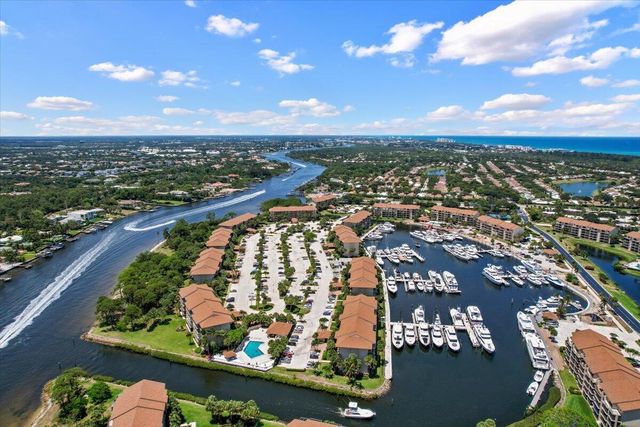 2001 Marina Isle Way 405, Jupiter, FL 33477