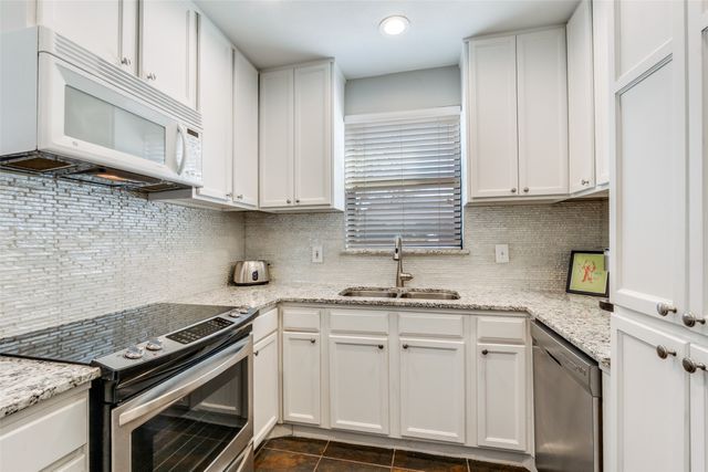 4126 Avondale Avenue D, Dallas, TX 75219