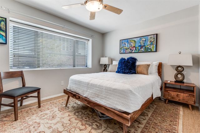 4126 Avondale Avenue D, Dallas, TX 75219