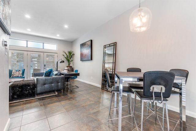 4126 Avondale Avenue D, Dallas, TX 75219