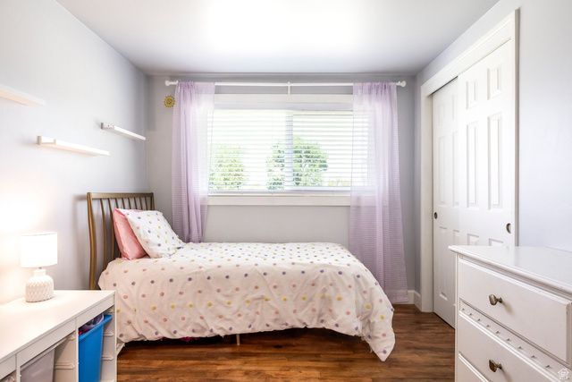 208 N OAKLEAF LN, North Salt Lake, UT 84054