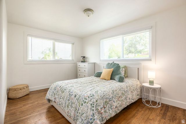 208 N OAKLEAF LN, North Salt Lake, UT 84054