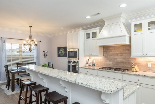 452 Romano Avenue, Tontitown, AR 72762