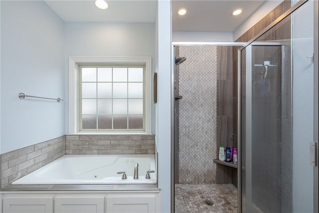 452 Romano Avenue, Tontitown, AR 72762