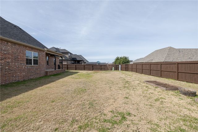 452 Romano Avenue, Tontitown, AR 72762