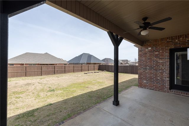 452 Romano Avenue, Tontitown, AR 72762