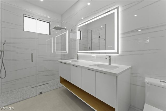 731 Colyer ST E, Lehigh Acres, FL 33974