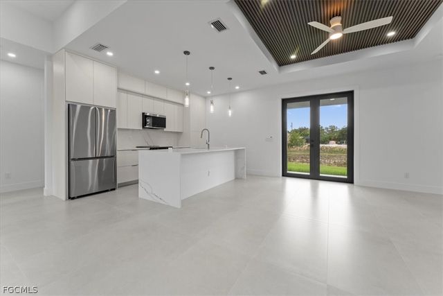 731 Colyer ST E, Lehigh Acres, FL 33974