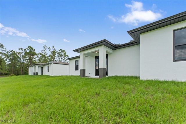 731 Colyer ST E, Lehigh Acres, FL 33974