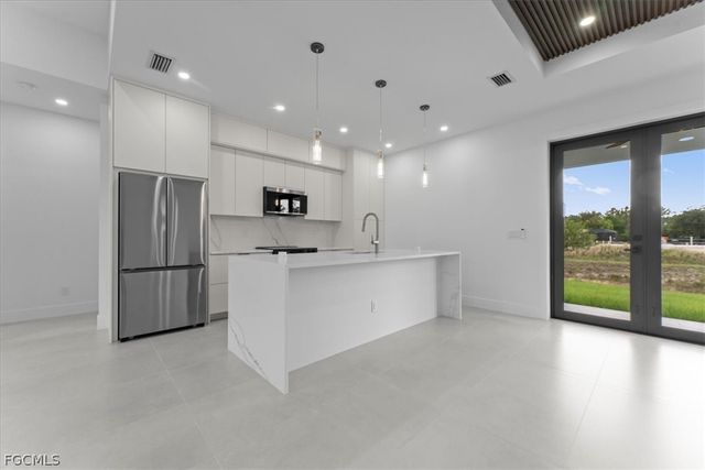 731 Colyer ST E, Lehigh Acres, FL 33974