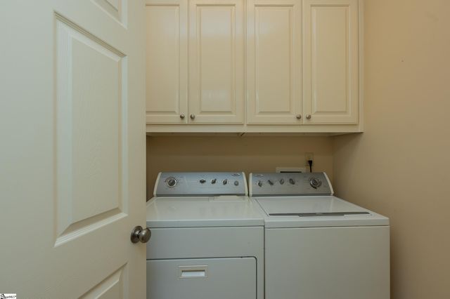 10 Saddle Creek Court, Greer, SC 29651