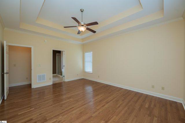 10 Saddle Creek Court, Greer, SC 29651