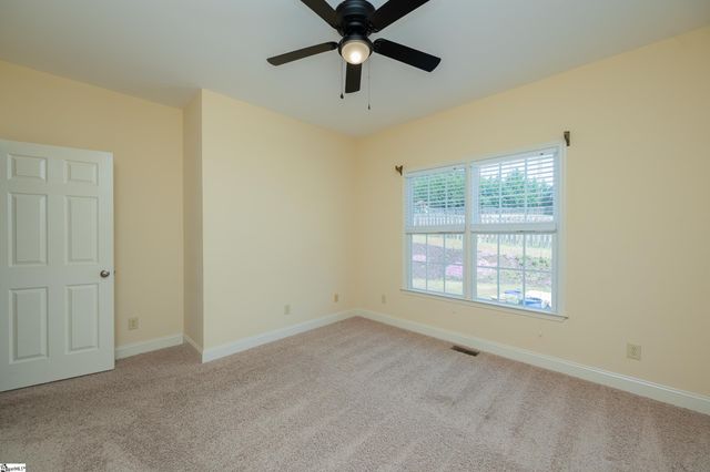 10 Saddle Creek Court, Greer, SC 29651