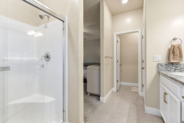 3636 E Meadow Court, Visalia, CA 93292