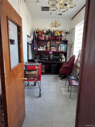 15715 Schaefer Highway, Detroit, MI 48227