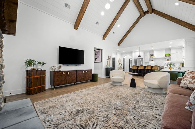 22 Driftwood Ct, Winchester, TN 37398