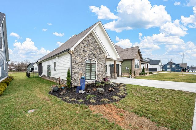 22 Driftwood Ct, Winchester, TN 37398