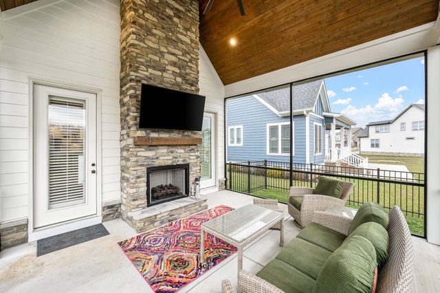 22 Driftwood Ct, Winchester, TN 37398