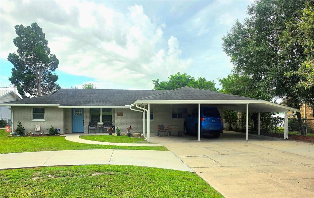 1380 EAGLE AVENUE E, Eagle Lake, FL 33839