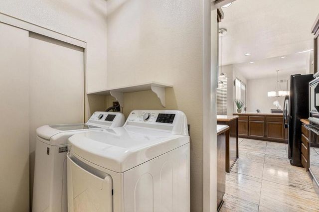 142 Lakeshore Drive, Rancho Mirage, CA 92270