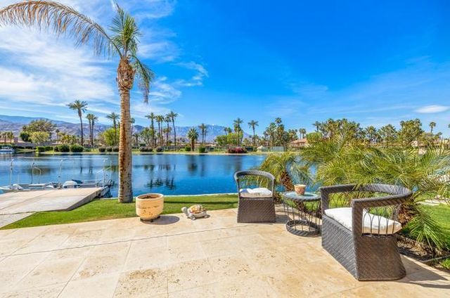142 Lakeshore Drive, Rancho Mirage, CA 92270