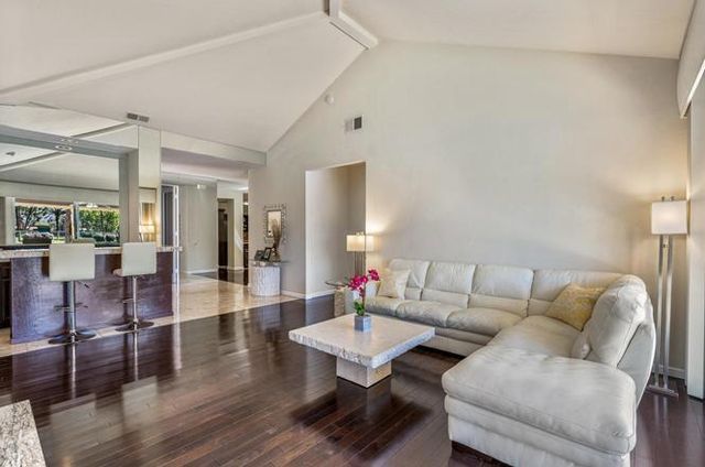 142 Lakeshore Drive, Rancho Mirage, CA 92270