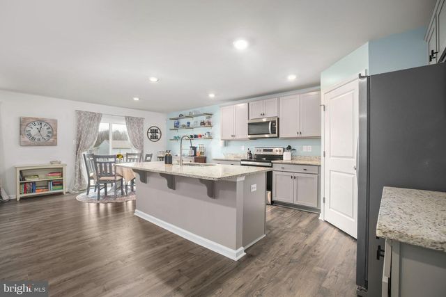 16041 GRANT CT, Bowling Green, VA 22427