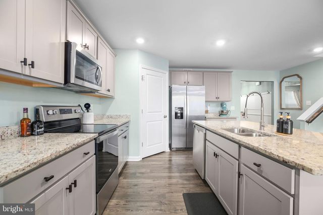 16041 GRANT CT, Bowling Green, VA 22427