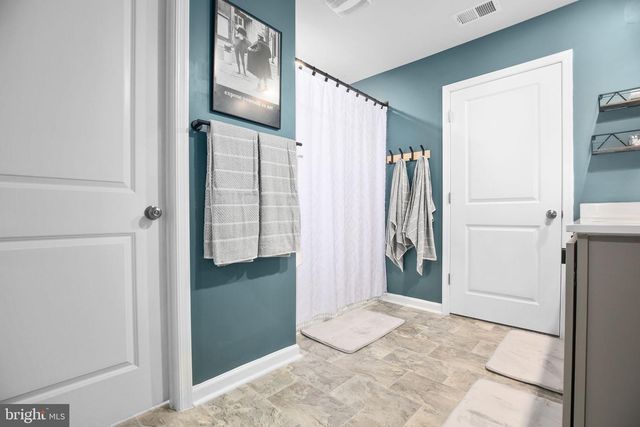 16041 GRANT CT, Bowling Green, VA 22427