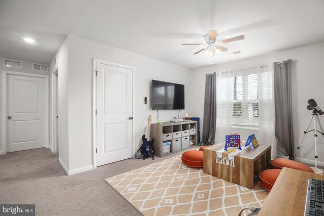 16041 GRANT CT, Bowling Green, VA 22427