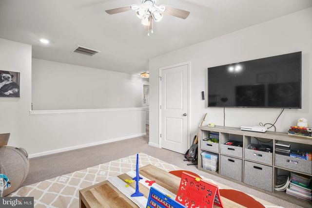 16041 GRANT CT, Bowling Green, VA 22427