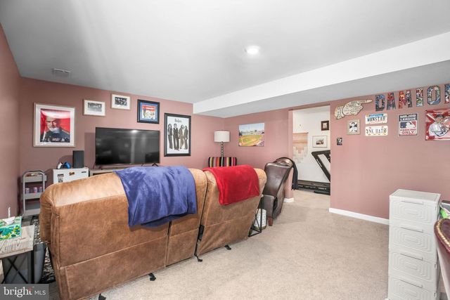 16041 GRANT CT, Bowling Green, VA 22427