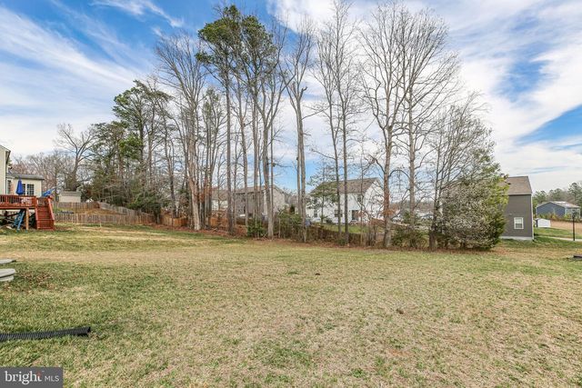 16041 GRANT CT, Bowling Green, VA 22427