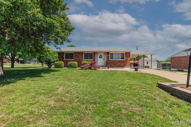 4231 Tupelo Drive, Unincorporated, MO 63125