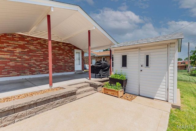4231 Tupelo Drive, Unincorporated, MO 63125