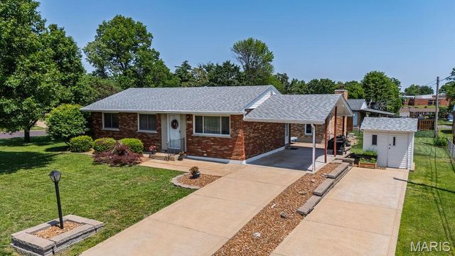4231 Tupelo Drive, Unincorporated, MO 63125