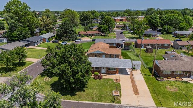 4231 Tupelo Drive, Unincorporated, MO 63125