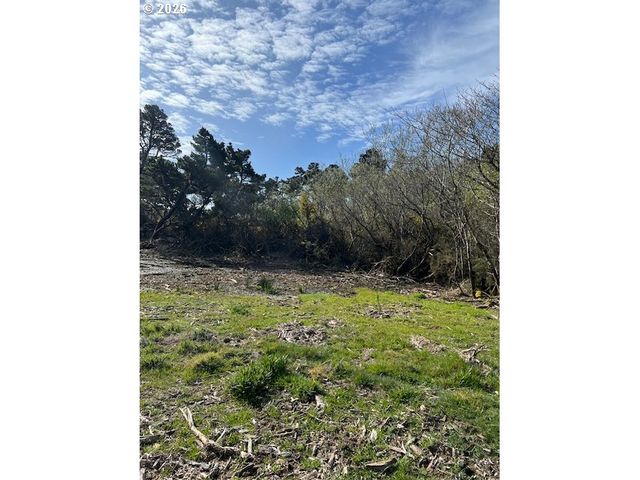 0 18th St Sw, Bandon, OR 97411