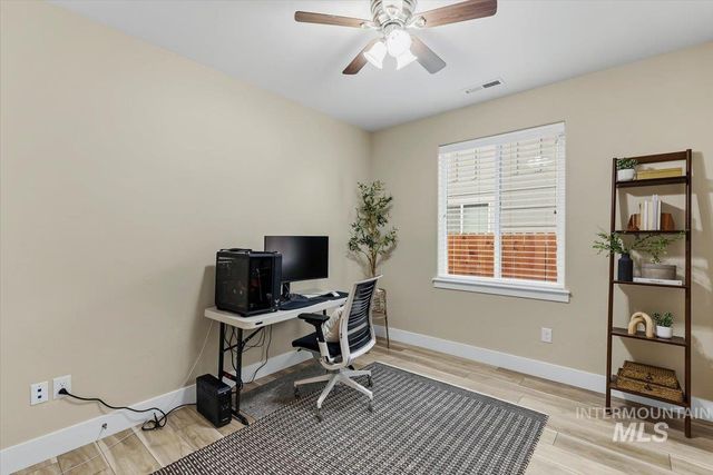 6296 S Ironwood Ave, Boise, ID 83709