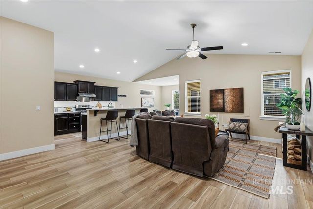 6296 S Ironwood Ave, Boise, ID 83709
