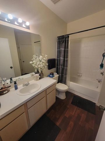 8413 LUCUYA WAY 306, Temple Terrace, FL 33637