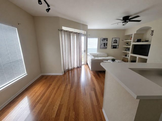 8413 LUCUYA WAY 306, Temple Terrace, FL 33637