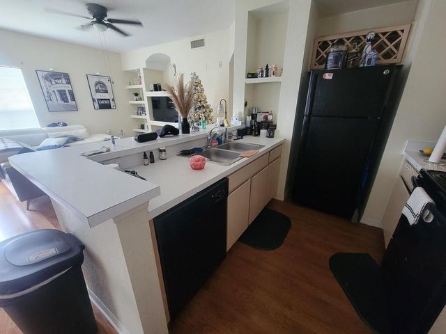 8413 LUCUYA WAY 306, Temple Terrace, FL 33637