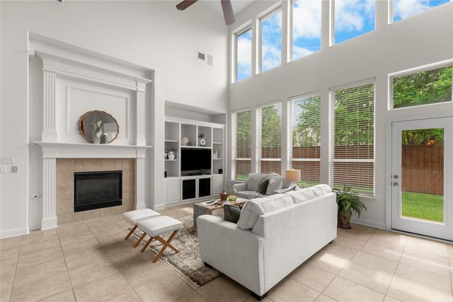 723 Nighthawk Drive, Murphy, TX 75094