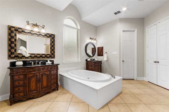 723 Nighthawk Drive, Murphy, TX 75094