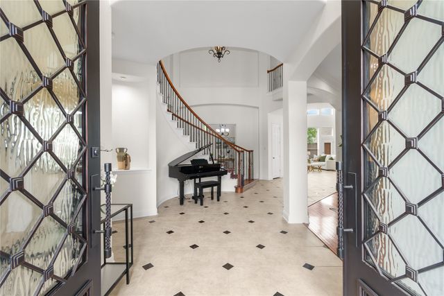 723 Nighthawk Drive, Murphy, TX 75094