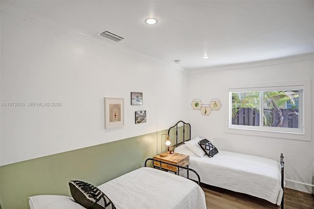 3320 NE 13th Ave 3320, Oakland Park, FL 33334