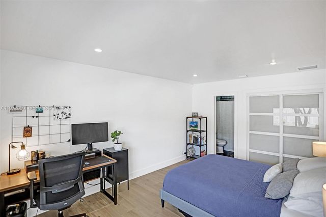 3320 NE 13th Ave 3320, Oakland Park, FL 33334